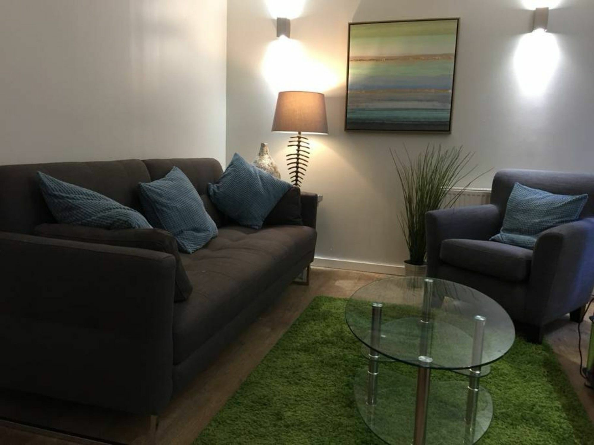 Bright And Stylish Apartment - Old Town Edinburg Exteriör bild